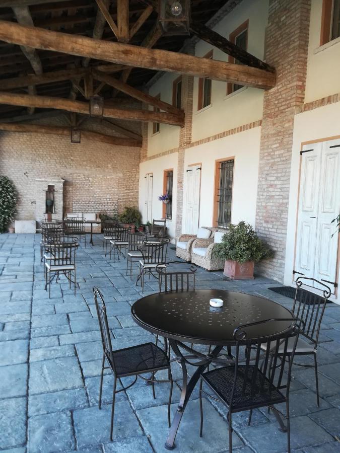 Hospitale I Mori Bed & Breakfast Asola Exterior foto