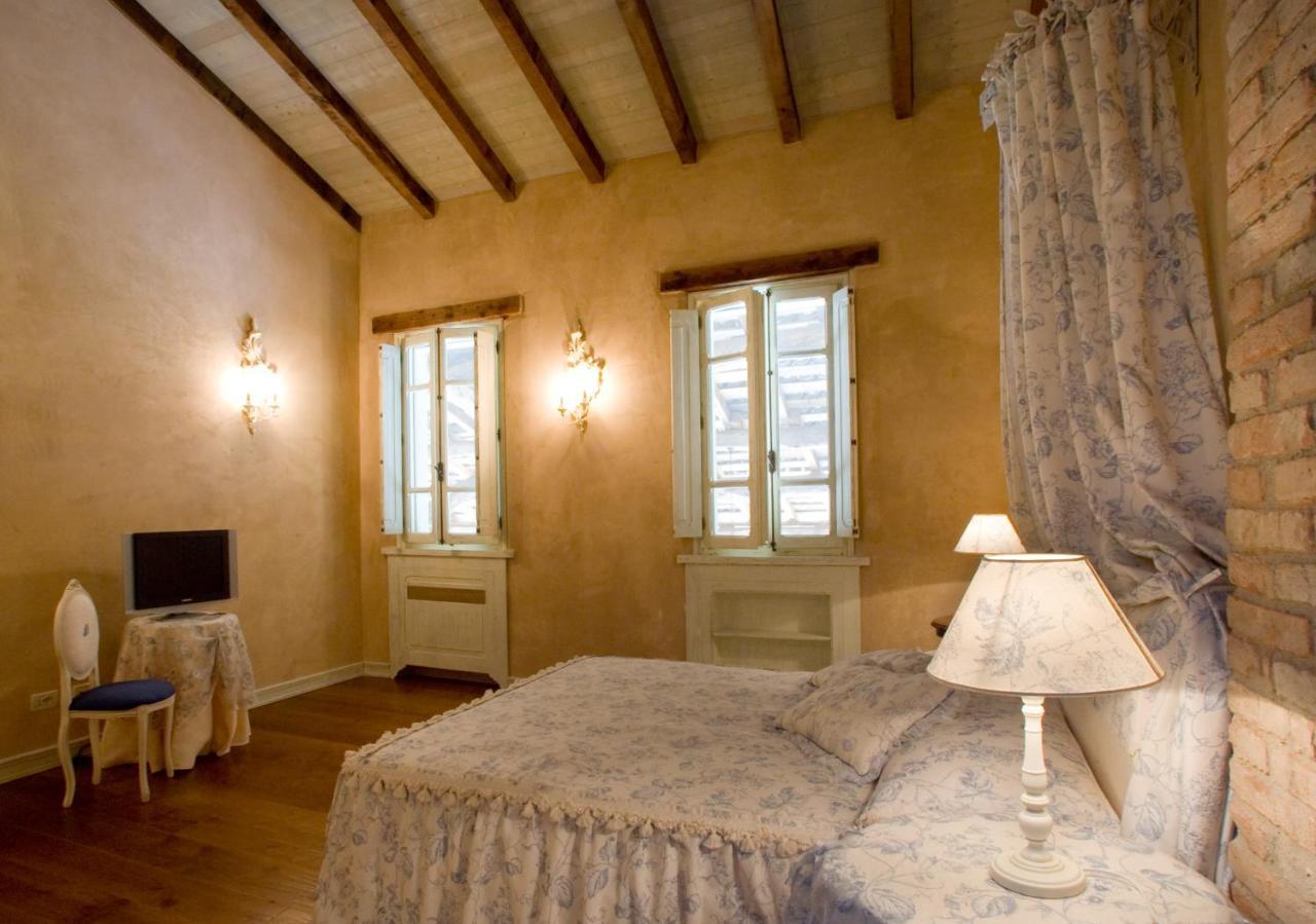 Hospitale I Mori Bed & Breakfast Asola Exterior foto